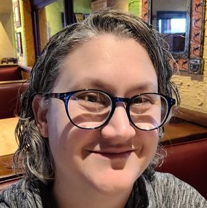 Meet your Posher, Leanne